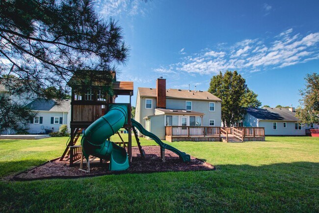 Building Photo - 427 Las Gaviotas Blvd