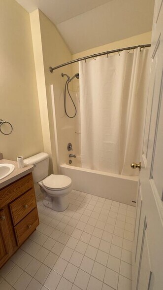 Building Photo - 362 Filmore St