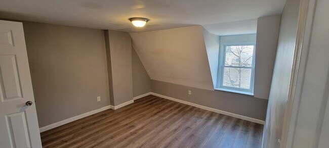 Building Photo - 1 Mount Pleasant Pl