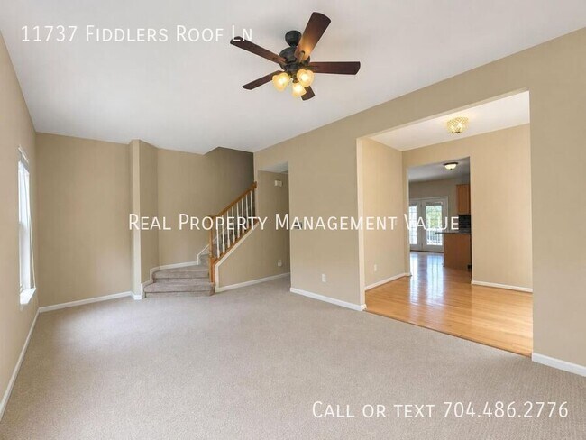 Building Photo - 11737 Fiddlers Roof Ln