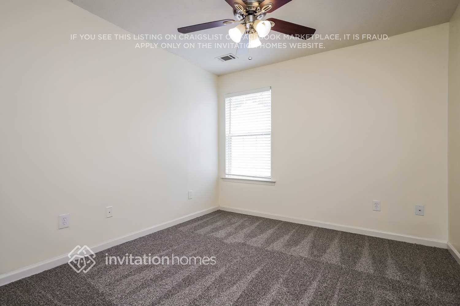 Building Photo - 352 Jasmine Dr