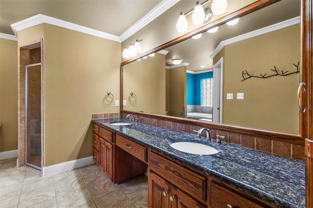 Building Photo - 389 Scenic View Dr