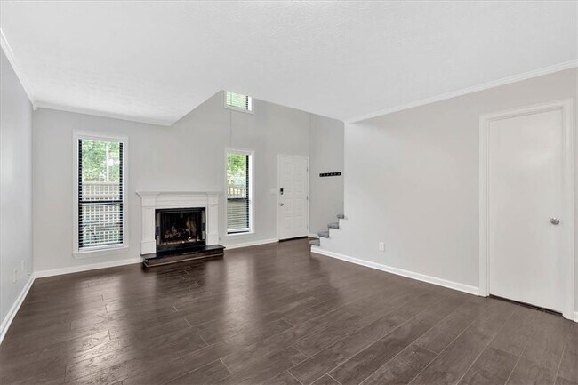 Building Photo - 202 Park Ridge Cir