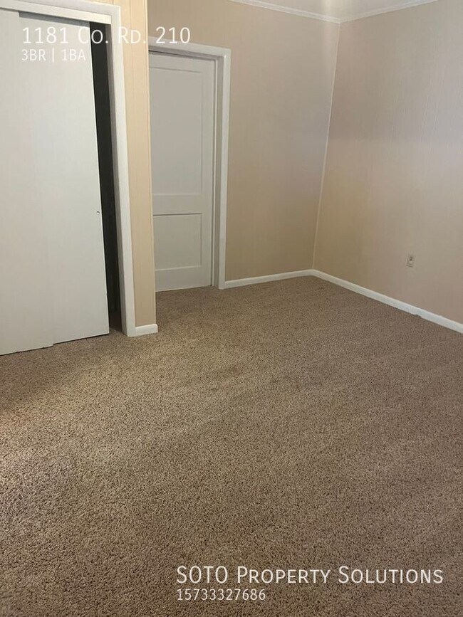 Building Photo - 3 BD / 1 BA