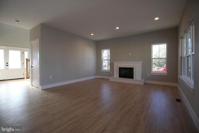 Building Photo - 224 Mill Race Dr