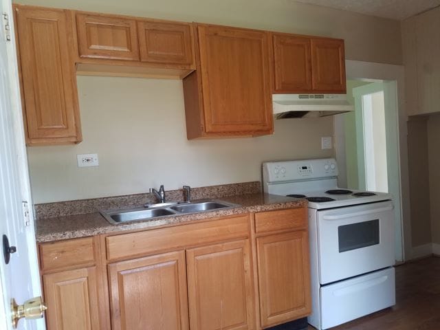 Building Photo - Westbrook 2 bedroom home
