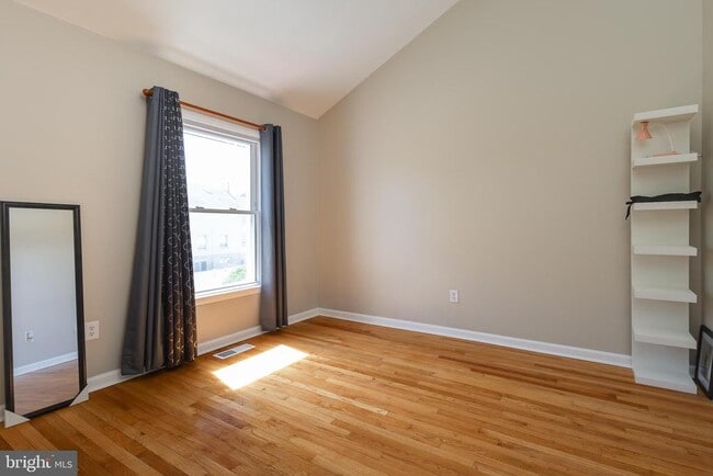 Building Photo - 9308 Canterbury Riding