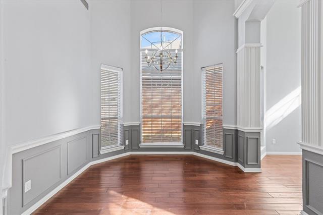 Building Photo - 892 Brentwood Dr