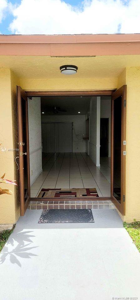 Building Photo - 6991 NW 20th Ct