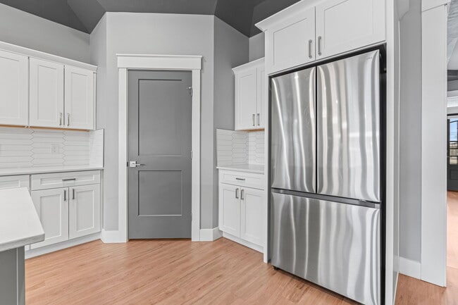 Building Photo - 12505 W Goldcrest St