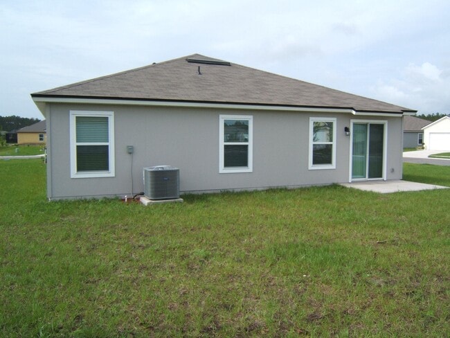 Building Photo - 240 Blue Crk Wy