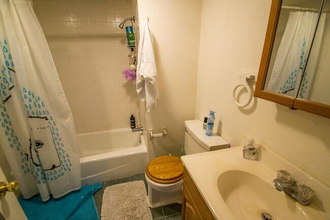 Building Photo - 4668 Ingram Ct