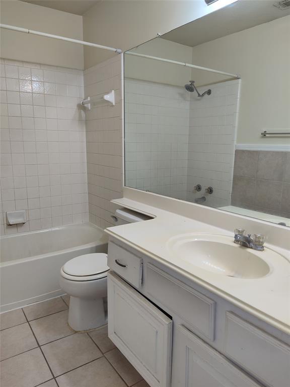 Building Photo - 13312 Chasewood Cove