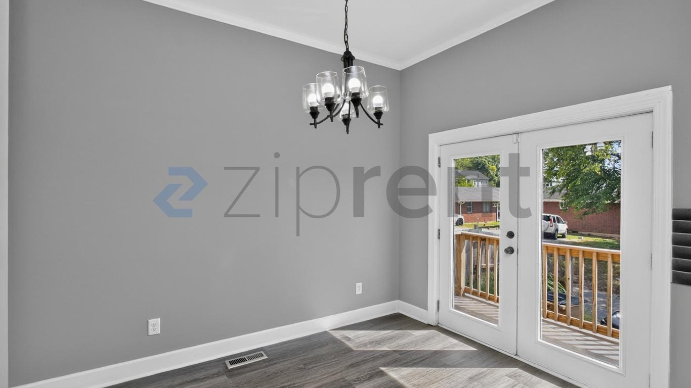 Building Photo - Unit B
