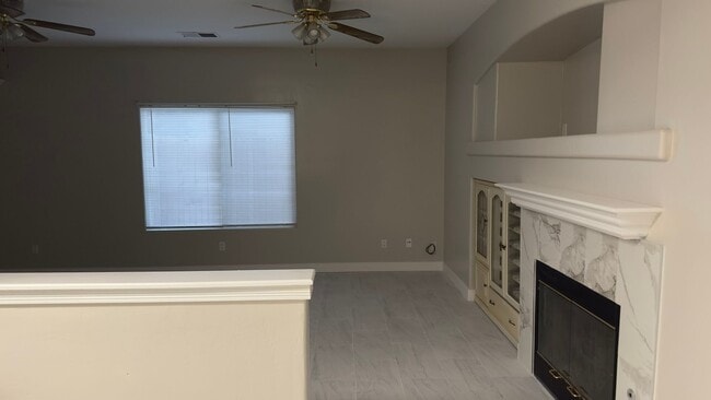 Building Photo - 7118 Rhone Dr