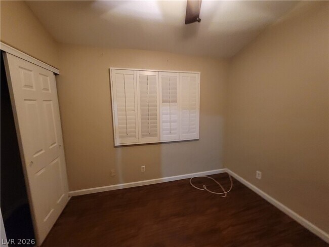 Building Photo - 2458 Color Canyon Way