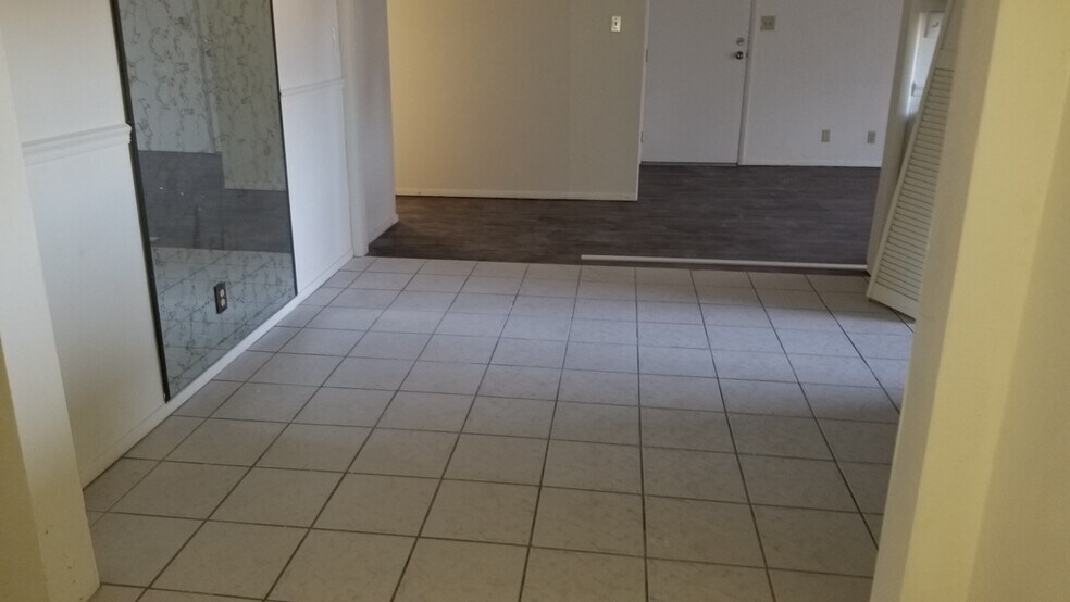Building Photo - 3913 Grass Valley Pl
