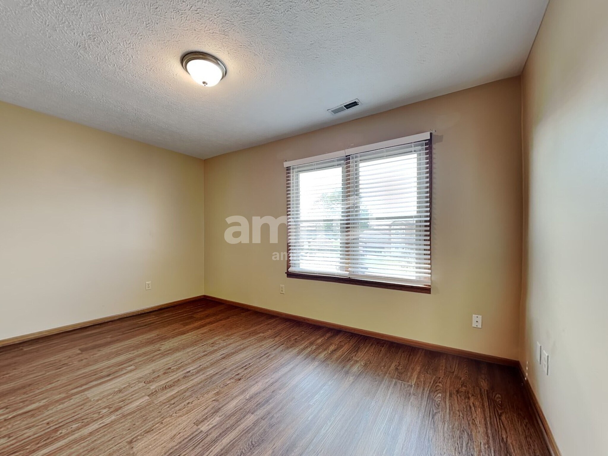 Building Photo - 1155 Arlie Ct