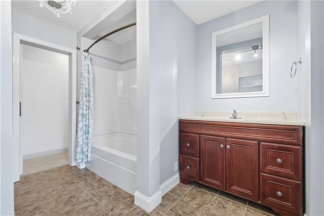 Building Photo - 1402 Sherman Ave