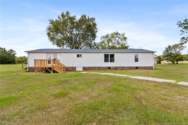 Building Photo - 4450 Zabell Dr