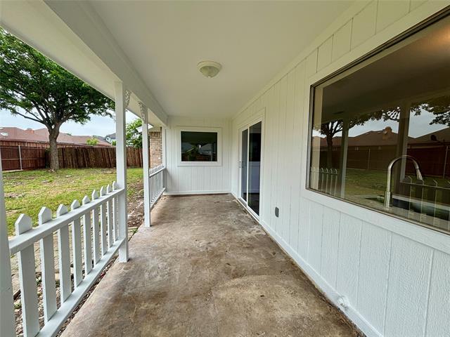 Building Photo - 1153 Tracy Ln