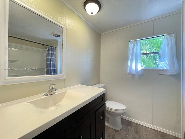 Building Photo - 2903 Harbor Ln