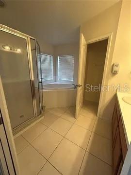 Building Photo - 8216 Carriage Pointe Dr