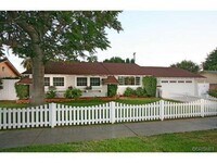 Building Photo - 22114 Strathern St