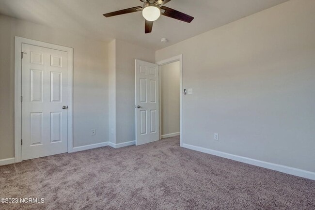 Building Photo - 202 Bridgewood Dr