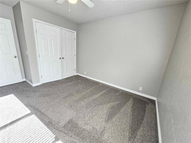 Building Photo - 217 Cypress Dr