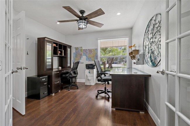 Building Photo - 808 Rustic Oaks Dr