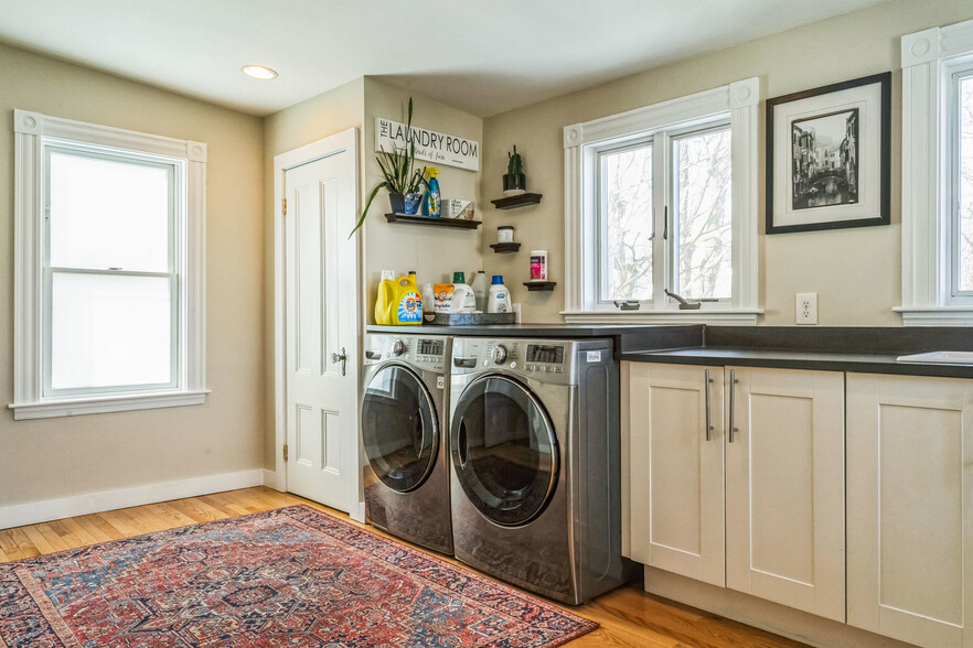 Laundry Room - 29-31 Morse St