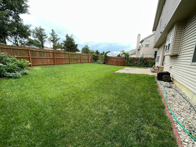 Building Photo - 10916 Collington Dr