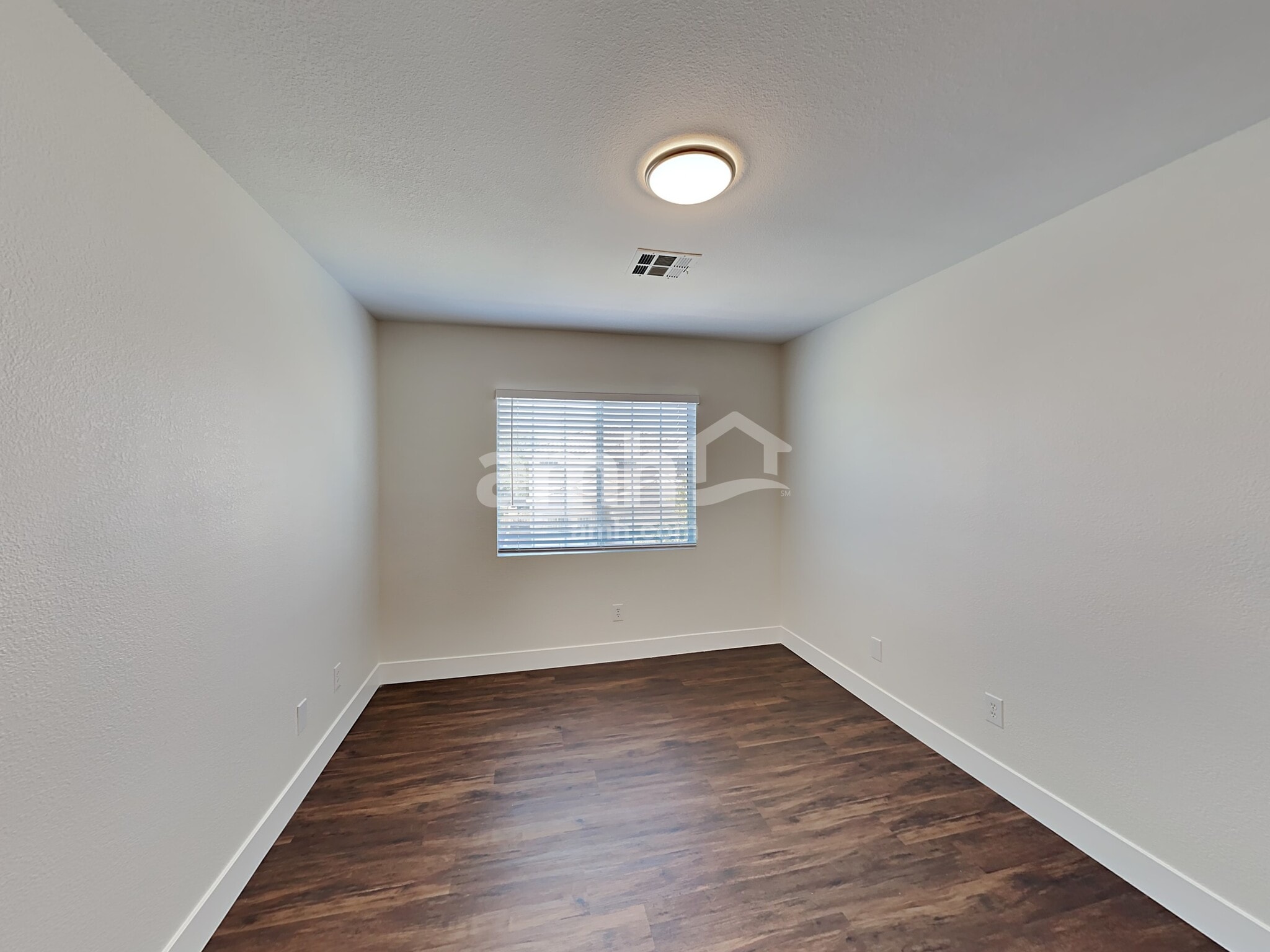 Building Photo - 8892 Happy Stream Ave