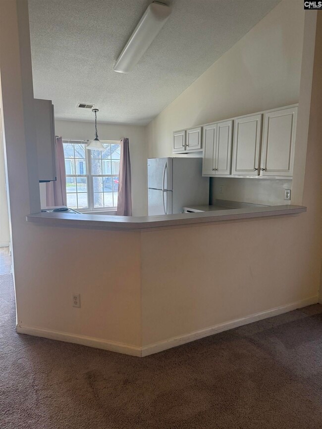 Building Photo - 901 True St