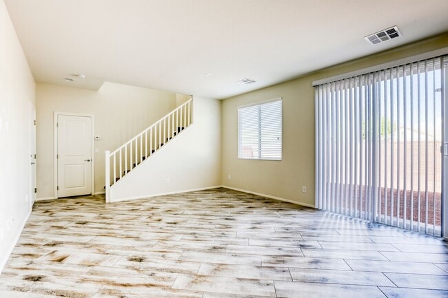 Building Photo - Great 3 bedroom home close to Nellis AFB