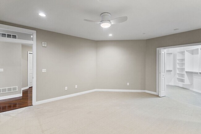 Building Photo - $1200 off a 12 month lease