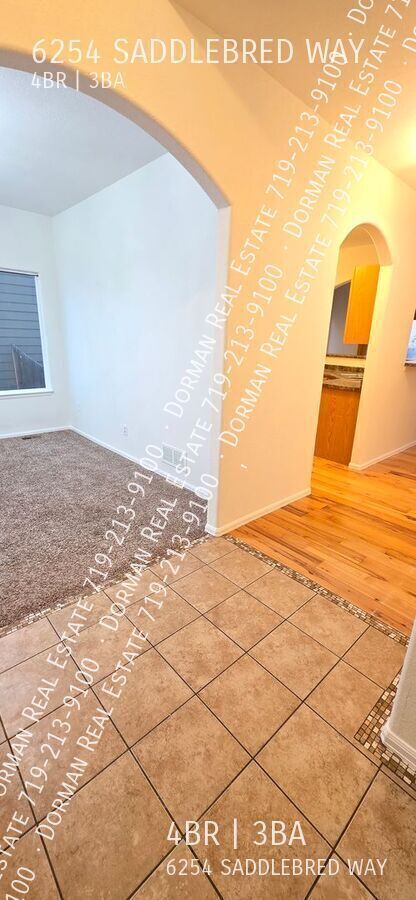 Building Photo - 6254 Saddlebred Way