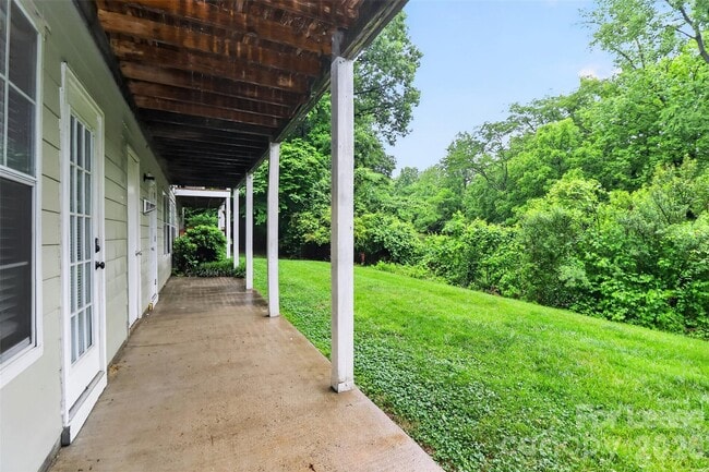 Building Photo - 6510 Clavell Ln