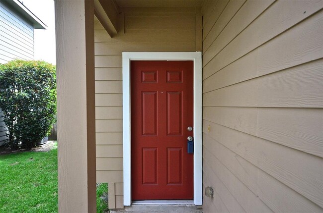 Building Photo - 5614 Redgrove Ln