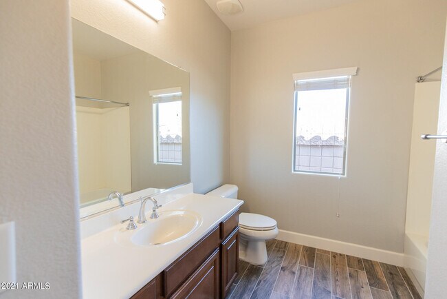 Building Photo - 13602 W Avalon Dr
