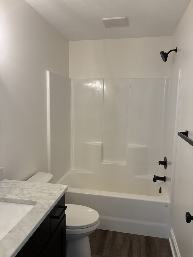 Building Photo - 267 Sterling Dr