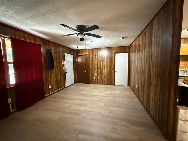 Building Photo - 5326 Olin Merritt St