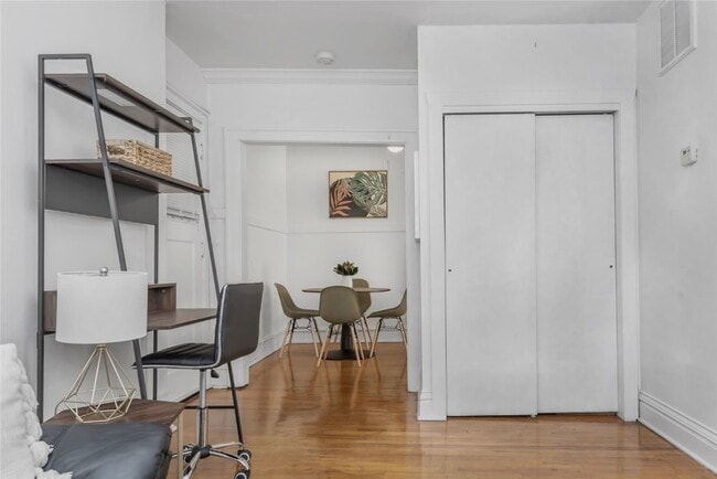 Building Photo - 738 DeMun