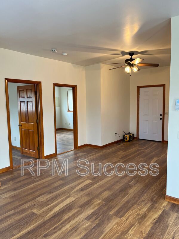 Building Photo - 1014 Braley Rd