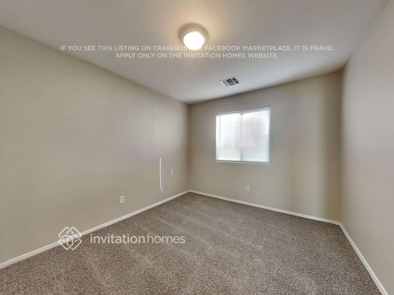 Building Photo - 1620 W Chanute Pass