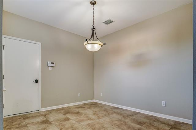 Building Photo - 1541 Cliff Creek Dr