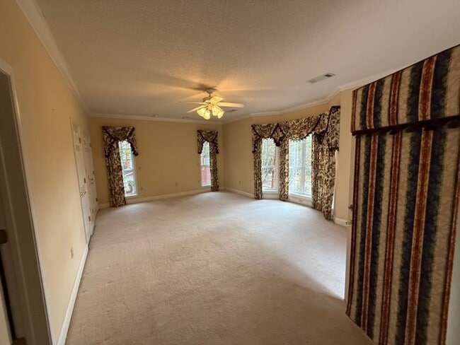 Building Photo - 52 Co Rd 296