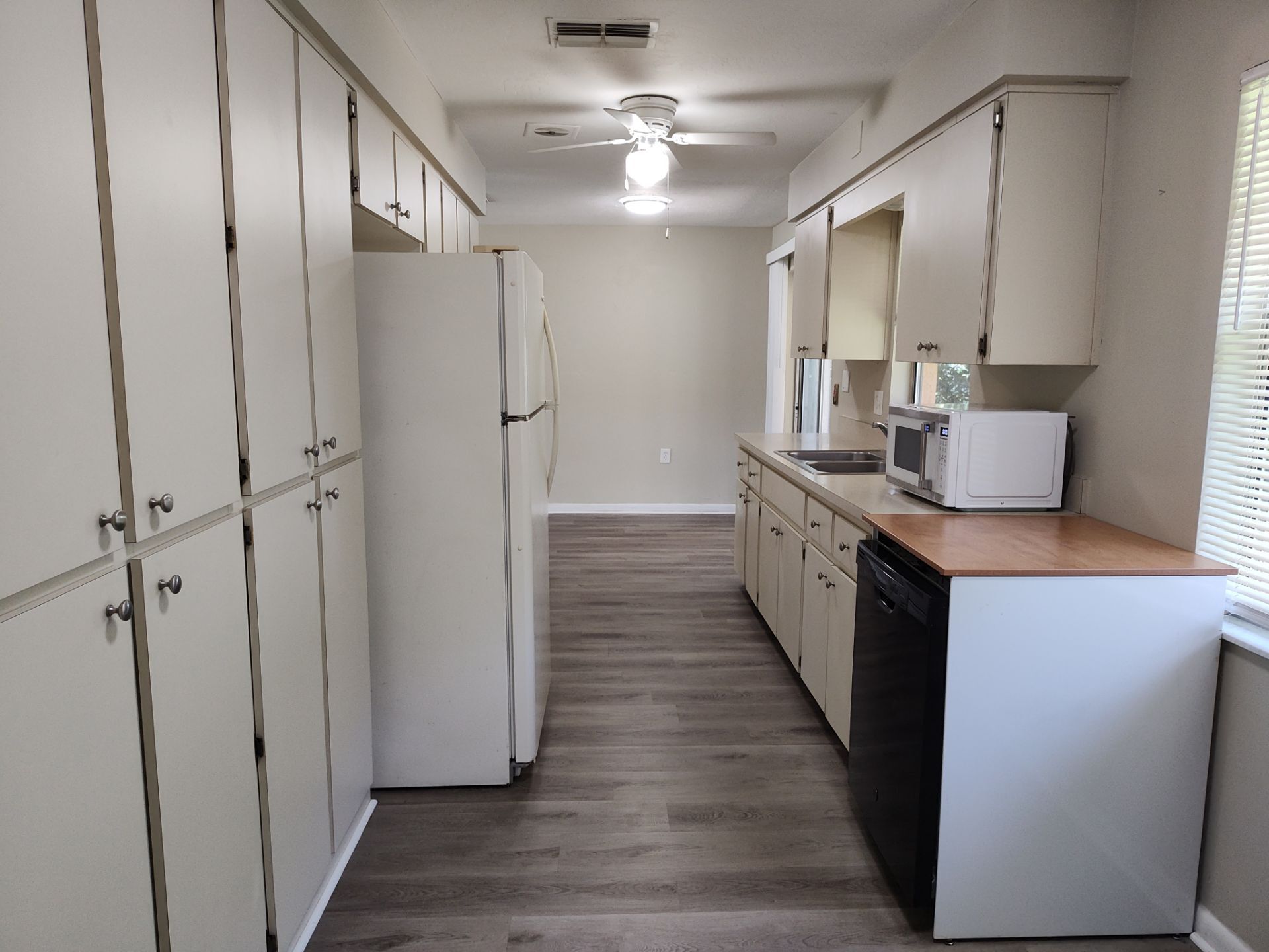 Building Photo - 3263 N Maidencane Dr