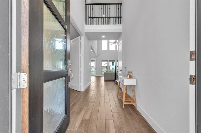 Building Photo - 113 Lenera Dr